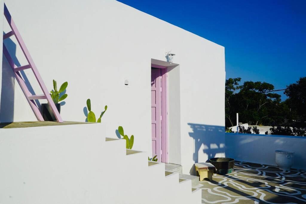 The Summer Pink House Lakhania Exteriör bild